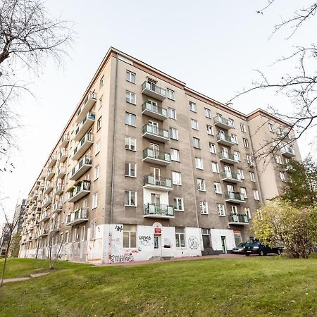 Ochota Sunny Apartment Varşovia Exterior foto